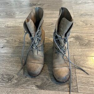 Women’s Sorel Wedge boots